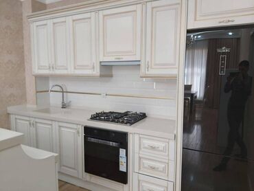 Uzunmüddətli kirayə mənzillər: 19/4+3_ otaq 1500 azn Metroparkin yani . Koc_ Eti Restanin Ustu — 20