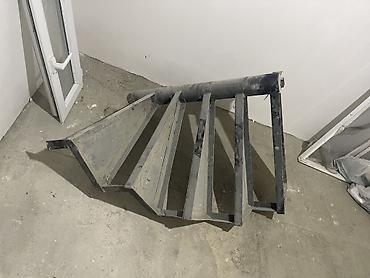 dəmir deşən: Metal vintli pilləkən dəsti - Material: qalın divarlı metal mərkəzi — 2