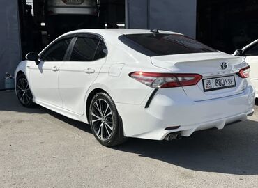 Toyota: Toyota Camry: 2017 г., 2.5 л, Автомат, Гибрид, Седан