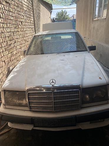 резина на эндуро: Mercedes-Benz W124: 1990 г., 2.3 л, Механика, Бензин, Седан — 6