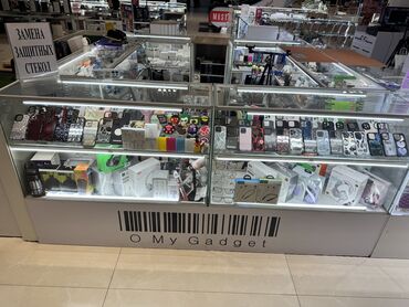 деревянные витрины: Продаю витрины 6 квадратных метра. 60000 реальным покупателям