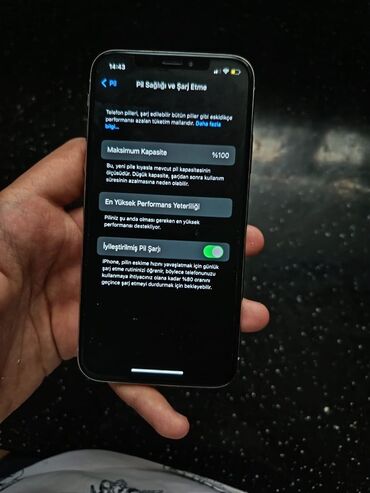 Apple iPhone: IPhone X, 64 GB, Gümüşü, Face ID — 9