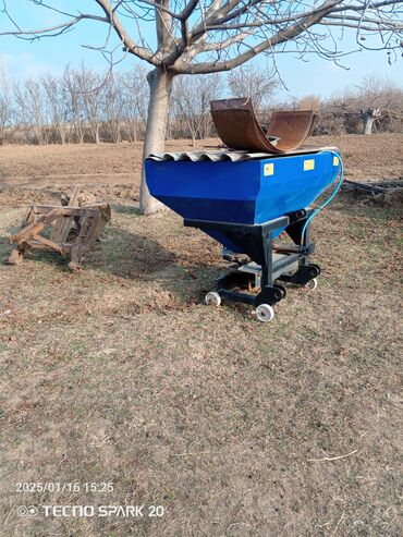 Traktorlar: Traktor Belarus (MTZ) 42, 1988 il, 42 at gücü, motor 4.2 l, İşlənmiş — 30