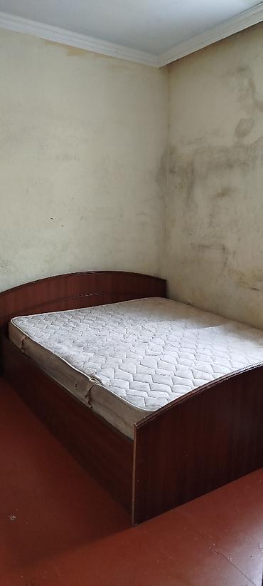 Həyət evləri və villalar: Otaq yoldawi axtariram ancaq qadin UŞAQSIZ. Men tek qaliram iki — 8