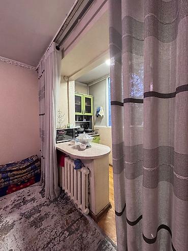 верхний жал: 🏠 Продаётся малосемейка в Бишкеке 📍 Район Таатана 📐 Площадь: 18 м² 🏢 — 7