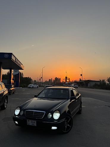 работа на экскватор: Mercedes-Benz E-Class: 1999 г., 2.8 л, Механика, Бензин, Седан — 2