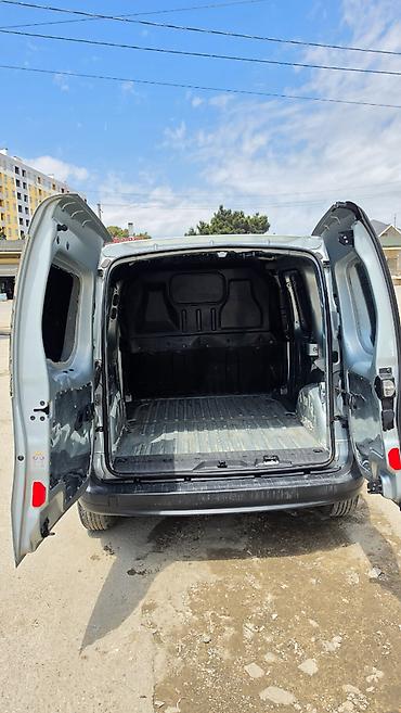 e39 guzgu: Renault Kangoo: 1.5 l | 2011 il 459103 km Van/Minivan — 9