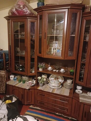 Qonaq otağı dəstləri: İşlənmiş, Kredit yoxdur — 12