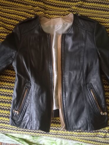 кожаные юбки: Кожаная куртка, Классическая модель, Натуральная кожа, Приталенная модель, S (EU 36), M (EU 38)