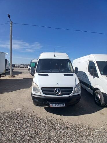 Mercedes-Benz: Mercedes-Benz Спринтер: 2012 г., 2.7 л, Механика, Дизель, Бус