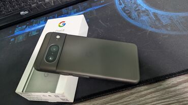 запчасти на телефон: Google Pixel 8, Б/у, 128 ГБ, цвет - Зеленый, 2 SIM