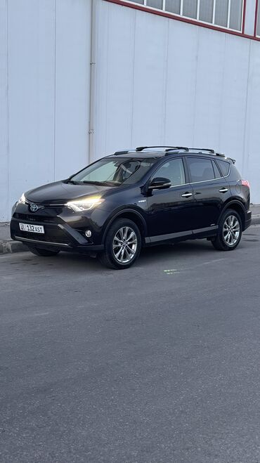 Toyota: Toyota RAV4: 2018 г., 2.4 л, Автомат, Гибрид, Кроссовер