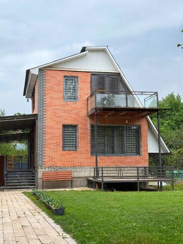 дом с кок жар: Дача, 70 м², 4 комнаты, Агентство недвижимости, Евроремонт