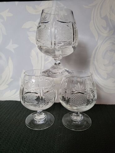 Čaše: Case kristal Zajecar za zestoko pice iz 70ih. Case su perfektne,sve na lalafo.rs — 2 Čaše: Case kristal Zajecar za zestoko pice iz 70ih. Case su perfektne,sve — 2