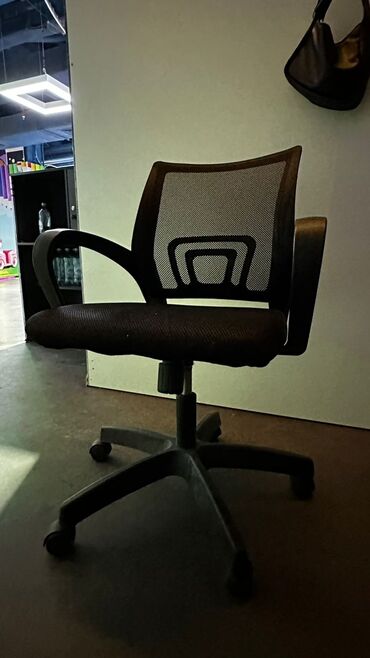 кресло барное: Классическое кресло, Офисное, Б/у
