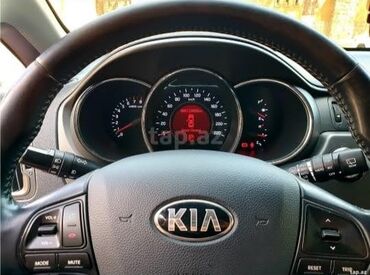 Kia: Kia Rio hatchback – parlaq qırmızı rəngli, kompakt və şəhər üçün ideal — 8
