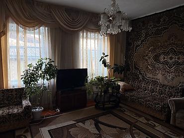 Продажа коттеджей и домов: Продаётся жилой дом с двором и хозяйственными постройками. - Отдельно — 11