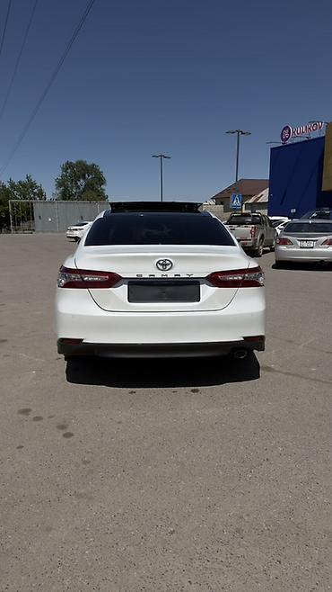 corolla 2004: Toyota Camry: 2019 г., 2.5 л, Автомат, Бензин, Седан — 5