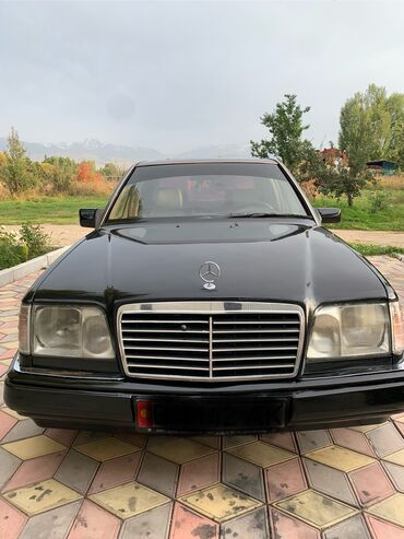 эбу мерс 124: Mercedes-Benz 320: 1994 г., 3.2 л, Механика, Бензин