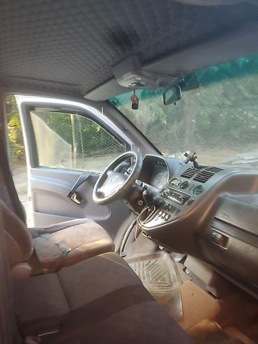 Транспорт: Mercedes-Benz Vito: 2001 г., 2.2 л, Механика, Дизель, Минивэн — 2