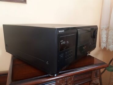 Zvučnici i stereo sistemi: Sony CDP-CX 200 plejer lepo ocuvan, ima mnogo funkcija. Sve sto sam na lalafo.rs — 6 Zvučnici i stereo sistemi: Sony CDP-CX 200 plejer lepo ocuvan, ima mnogo funkcija. Sve sto sam — 6