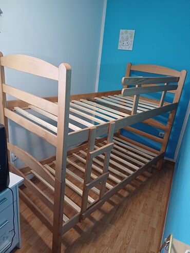 Kreveti za decu: Dupli krevet na sprat bukov kao nov. Kupljen prosle godine. Moze i — 4