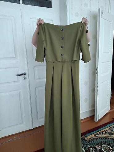 das sekilleri: Zeytun-yaşıl rəngdə uzun qadın donu. - Brend: Yakut - Model: maxi — 1