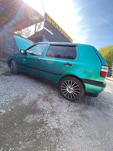 mers 212: Volkswagen Golf: 1992 г., 1.8 л, Хэтчбэк — 3