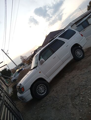 грузовой сапок двух скат: Toyota Hilux Surf: 1998 г., 2.7 л, Автомат, Бензин, Внедорожник