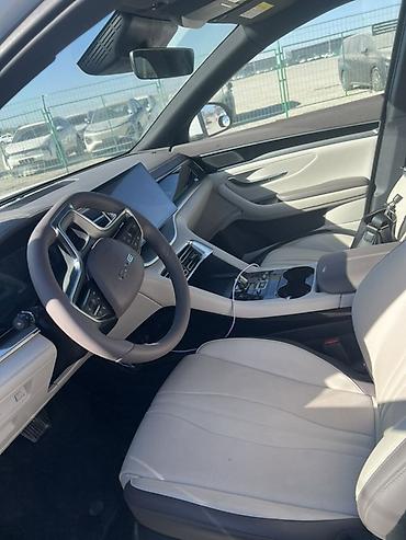 електромобилы: BYD Song Plus: 2024 г., Электромобиль, Кроссовер — 5