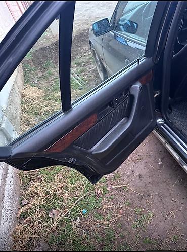 BMW: BMW 5 series: 1992 г., 4.4 л, Автомат, Бензин, Седан — 12