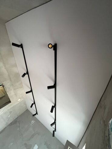 Другие строительные материалы: Натяжной потолок теневой, парящий профиль, стройный карниз, световой — 8