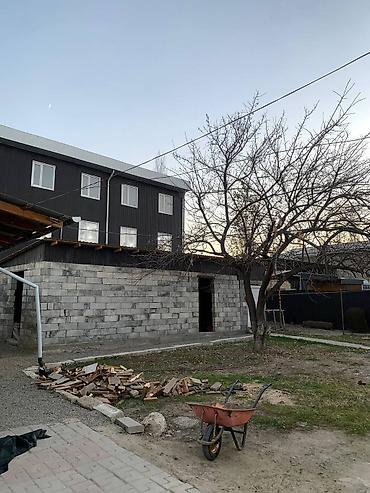 Продажа коттеджей и домов: Продаётся коммерческое помещение — 450 м² 📍 Бишкек, ж/м Арча-Бешик — 8