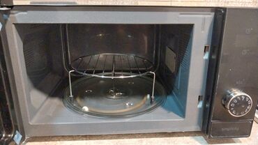 Маслобойки: Микроволновка Silverline, Встраиваемая, С микроволнами, цвет - Черный, Новый