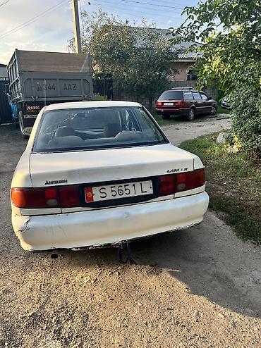 lancer: Mitsubishi Lancer: 1993 г., 1.6 л, Механика, Бензин, Седан — 5