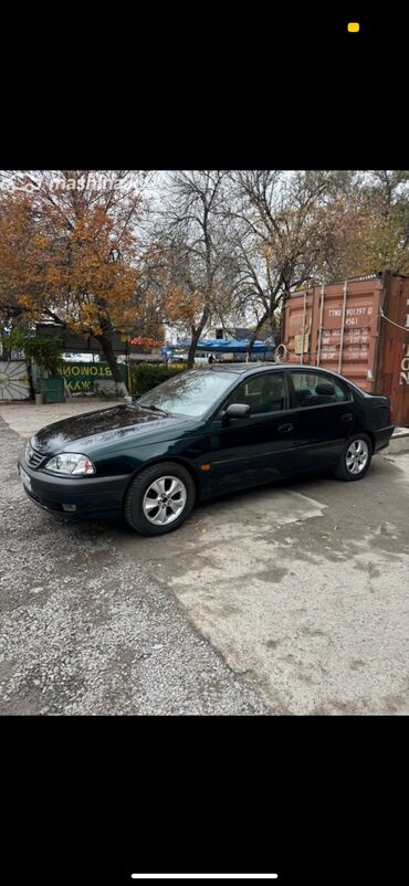 Toyota: Toyota Avensis: 2000 г., 1.8 л, Механика, Бензин