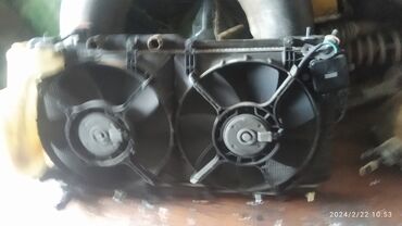 радиатор охлаждения: Продаю родиятор с вентилятором на Субару легаси бл5