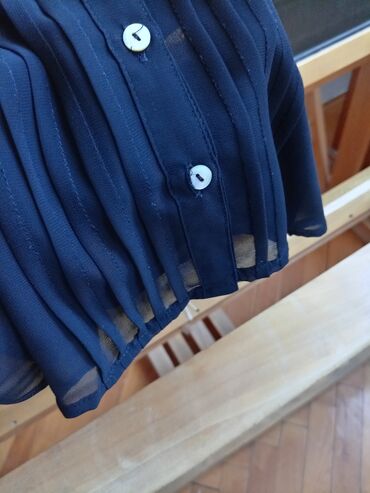 Bluze: H&M, XS (EU 34), Viskoza, Jednobojni, bоја - Crna — 8