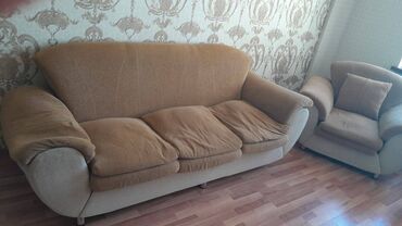 işlənmiş oturacaqlar: Divan, İşlənmiş, Parça