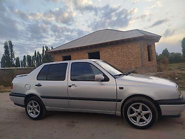 wolksvagen vento: Volkswagen Vento: 1992 г., 1.8 л, Механика, Бензин, Седан — 3
