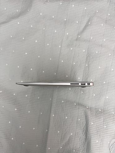 Ноутбуки Apple (MacBook): Apple MacBook Air 13" - Корпус из алюминия, цвет Silver - Экран 13" с — 7