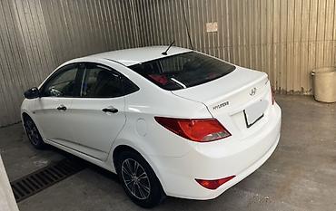 Hyundai: Hyundai Solaris: 2015 г., 1.6 л, Автомат, Бензин, Седан — 2