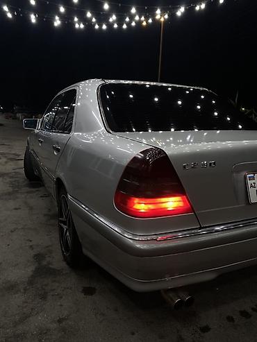 Nəqliyyat: Mercedes-Benz C 230: 2.3 l | 1999 il Sedan — 4