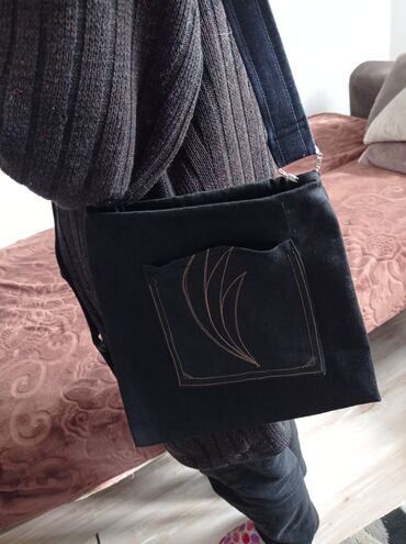 muska rucna torbica: Novo Prelepa unikatna crna teksas torbica. Iskoristite priliku i