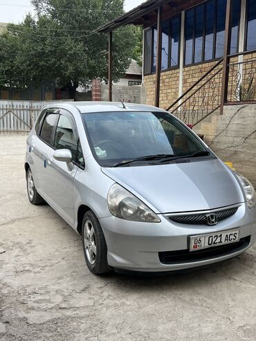 Honda: Honda Fit: 2002 г., 1.5 л, Вариатор, Бензин, Хэтчбэк