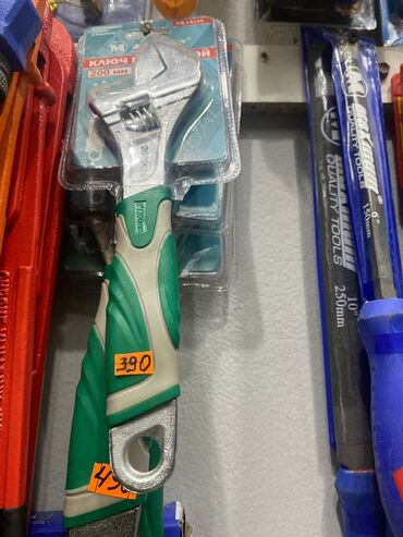 раздвижной ключ: Разводной ключ 200 мм - Длина: 200 мм (8") - Регулируемый зев для