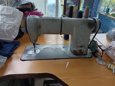 maşın monitoru: Sənaye tikiş maşını – stolüstü komplekt - Güclü mexaniki quruluş