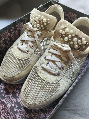 кроссовки 25 размер: Летняя женская обувь, натуральная кожа+сетка, в идеальном состоянии