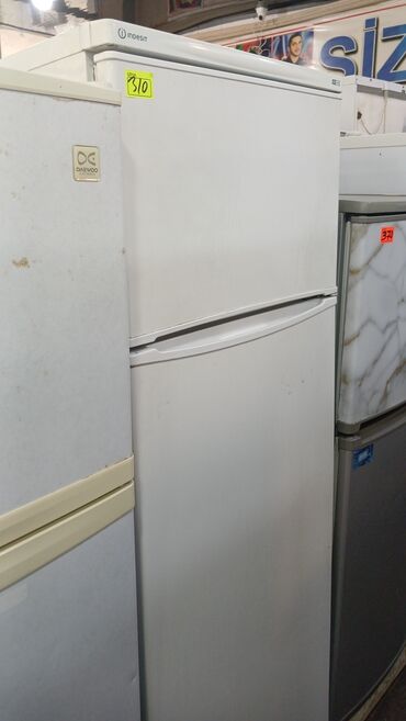 Coğrafiya: Indesit iki qapılı soyuducu - Rəng: ağ - Üst bölmə: dondurucu - Alt