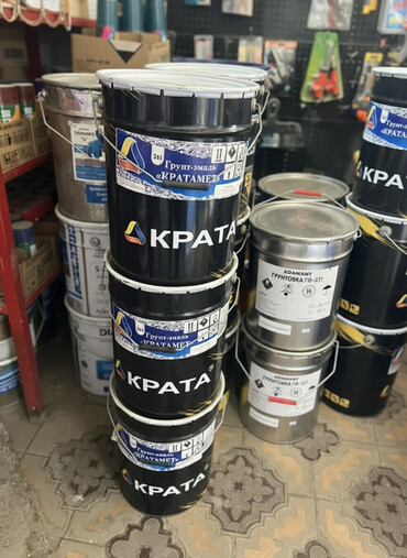 эмалирование посуда: Грунт-эмаль «Кратамет» 3 в 1 в черных ведрах с белыми крышками
